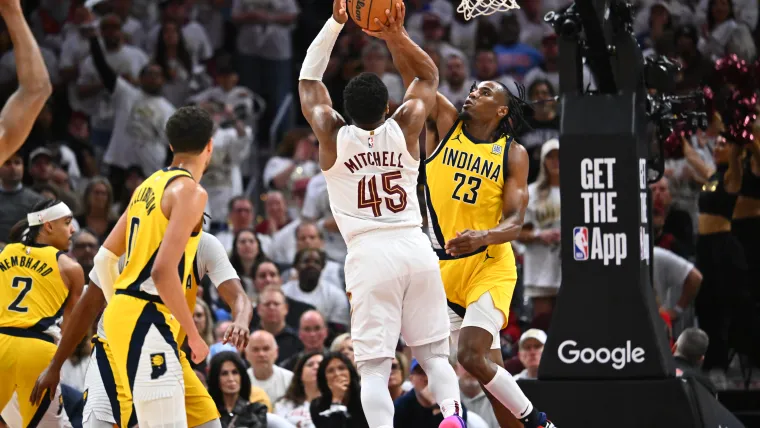 Aaron Nesmith, Donovan Mitchell