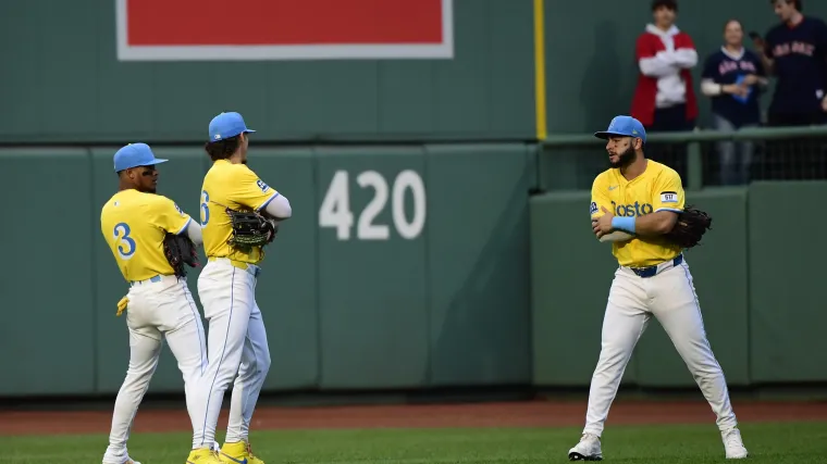 Padres linked to Red Sox All-Star outfielder ahead of trade deadline